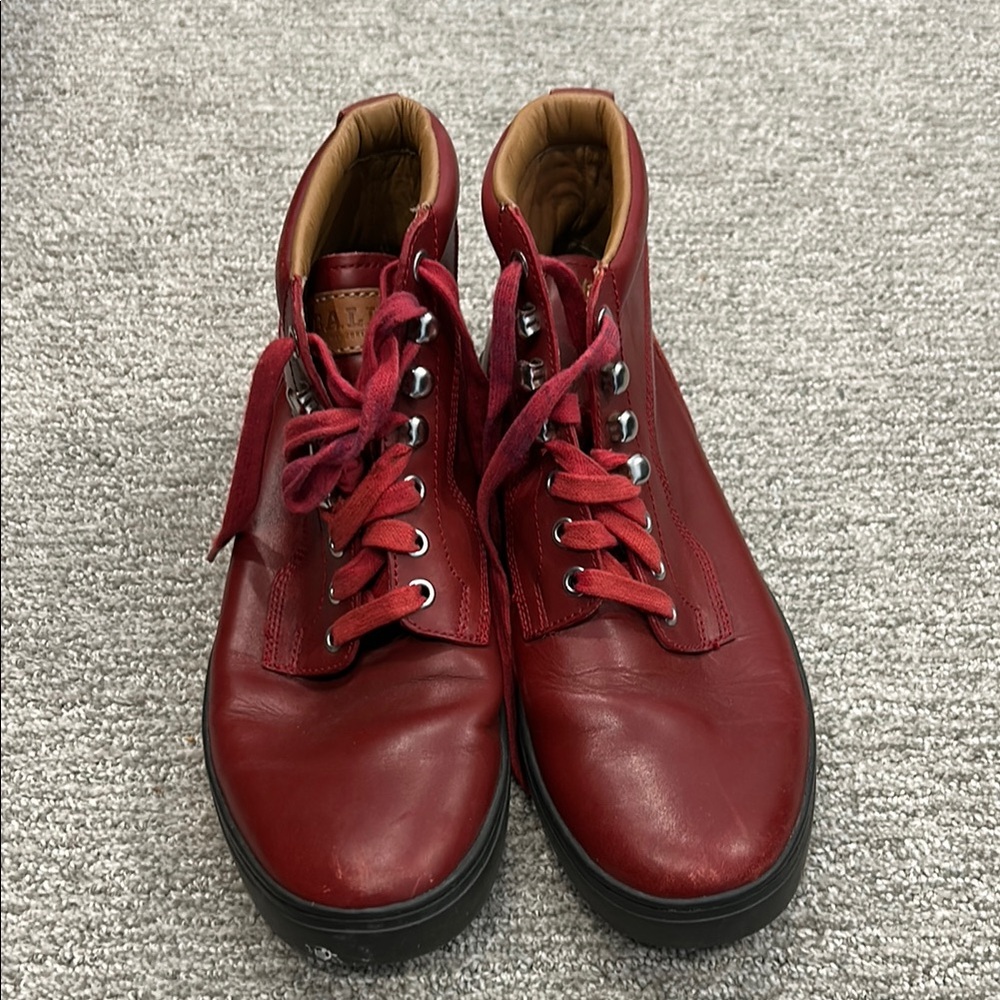 BALLY Men's Lace Up Ankle Shoes Size 8D In Red